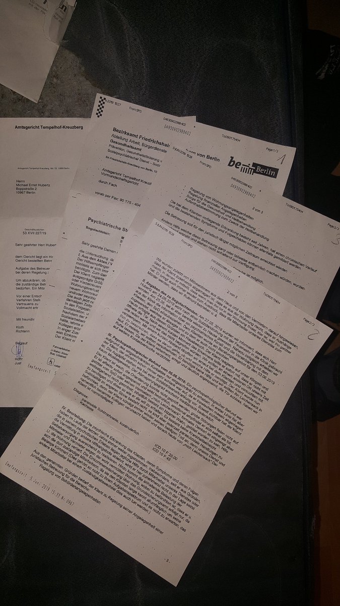 Hubi1857's tweet photo. @LaunigeMaat @nicolediekmann @welt @imogenheap @bjork Du verstehst das nicht? Dann frag mal die Amtspsychiatrine im hiesigen  Gesundheitsamt @BA_Xhain. Die kennt auch keine #Musik und keine #Gnade, nur die #Aktenlage und die #Staatsraison...

#Hochbegabtenförderung made in #Germany.

@FridayForFuture @sciforfuture @disruptberlin https://t.co/ufl8YtqfAR