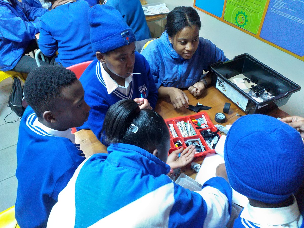 NSheobalak's tweet photo. Learners from Nkgopoleng Secondary School are learning how to assemble a robot at the Arcelor Mittal workshop during #ScienceWeek in Sasolburg. @SasolSA https://t.co/4LxxvOOGEo