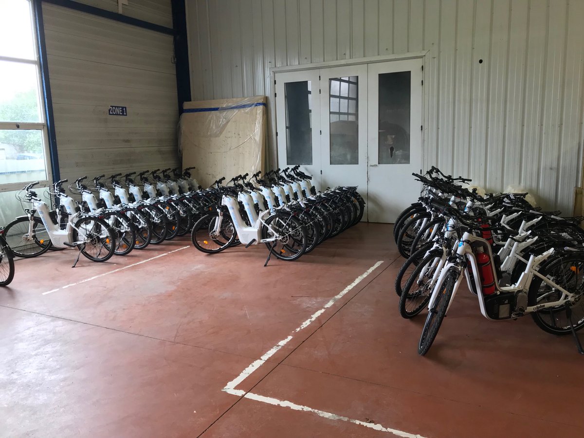 julienchauvet80's tweet photo. Visite d’usine à La Barthe sur Neste chez MILC Industry en ⁦@Occitanie⁩ où sont assemblés les 200 vélos ⁦@PragmaFuelCells⁩ achetés par ⁦@ENGIE_CofelyFR⁩ https://t.co/dmO4aNBQum