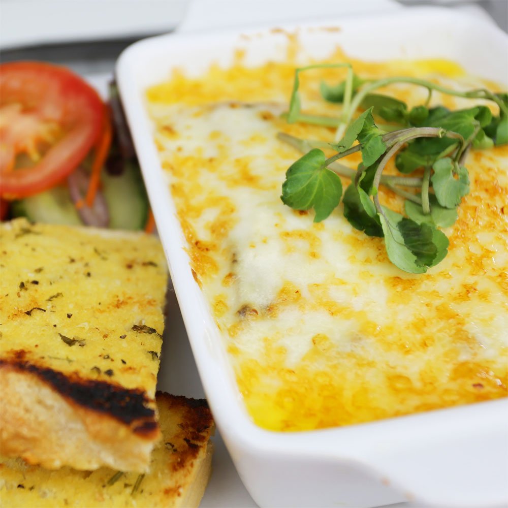 NDAC_co_uk's tweet photo. Enjoy delicious food &amp; drink at our View Cafe Bar.

We've spectacular views, extensive menus and a wide variety of delicious meals for you to enjoy.

https://t.co/sIKpFBg1AX

#Chepstow #DeanWye #Gloucestershire  #Food #PlacesToEat #NDAC #ViewCafeBar #FoodandDrink #FREEwifi https://t.co/gOV7ftp3vX
