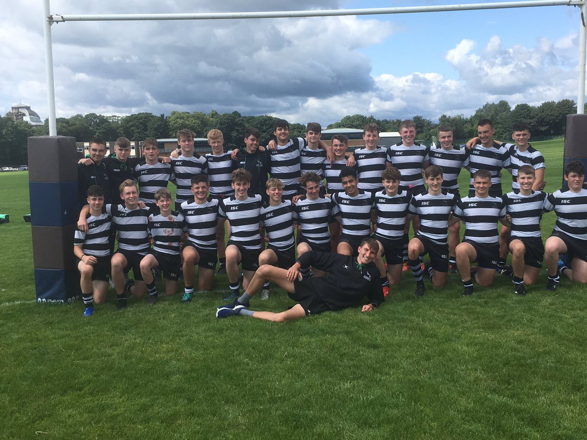 Academy_Falcons's tweet photo. An excellent start to the season with the U16’s putting in a strong performance against @AcademyCarnegie @barney_school  Now for some reflection and feedback on challenges.
#FalconsFIFA https://t.co/HisRok5NVA