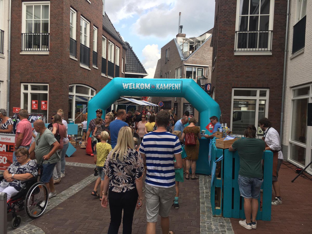 Kampen promotie in Ommen. Zo kom je nog eens ergens <a href="/KamperEvents/">Kamper Events</a> 😎
<a href="/KampenTourist/">Kampen Tourist Info</a> boodschap :#visitkampen!