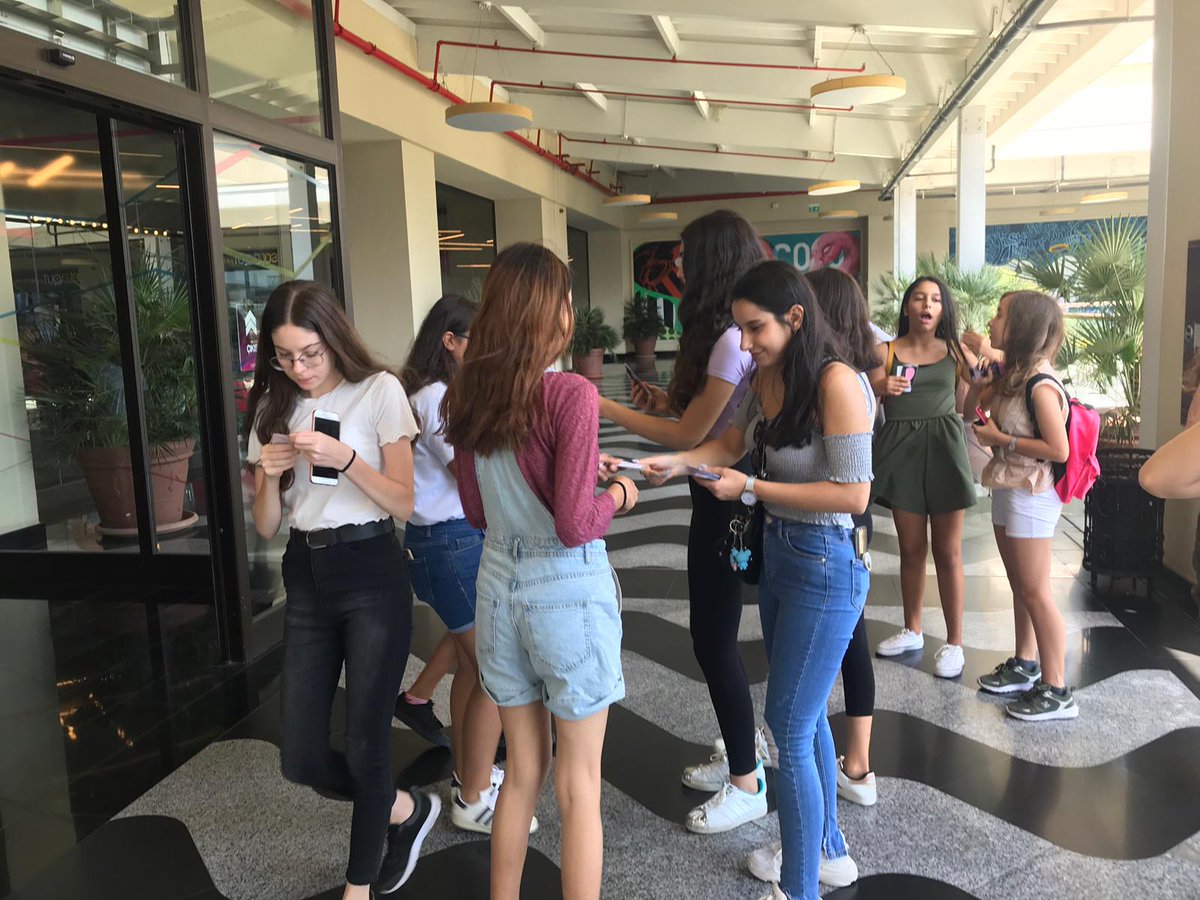 Biraz geciktiğimizden dolayı arada dağıtmak zorunda kaldık izban engeli özür dileriz.. gelen herkese teşekkürler. <a href="/bangtantr/">BTS ARMY Türkiye | ⟭⟬E ARE B⟬⟭CK</a> adminlerinede ayrı teşekkürler bu güzel jest için 😚