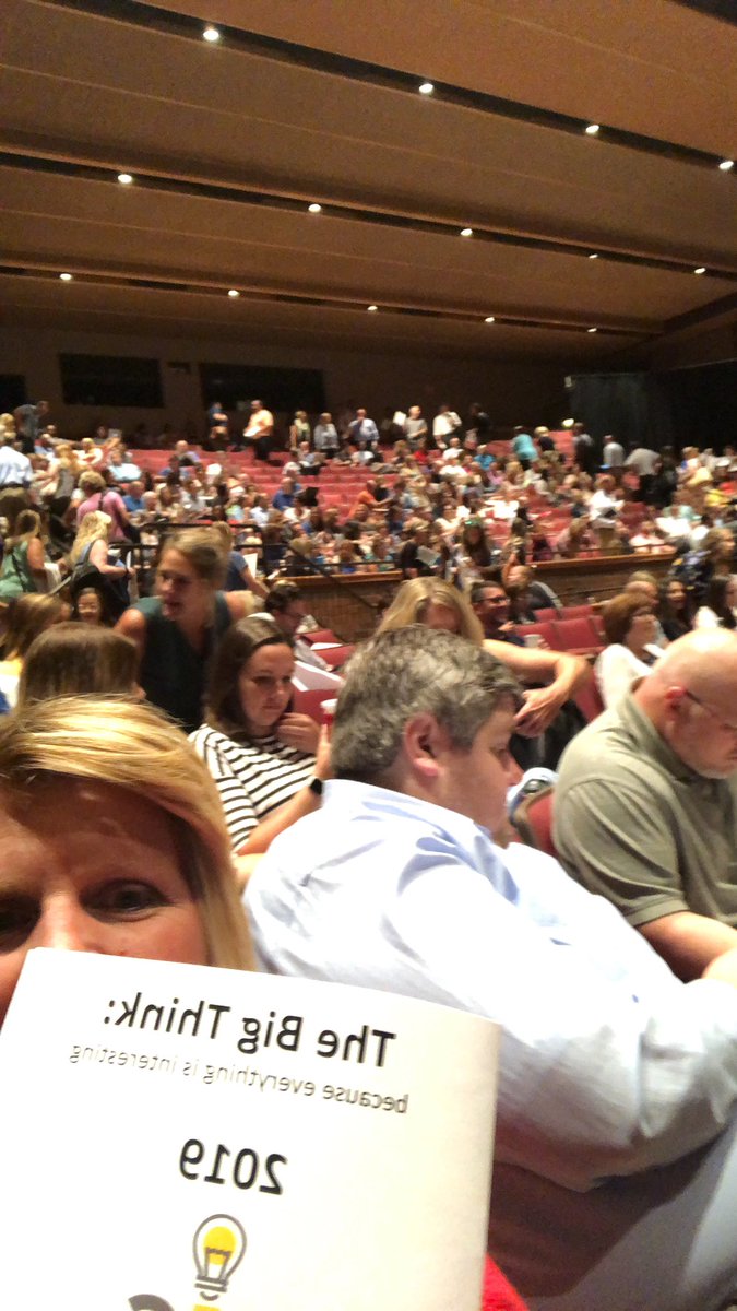 loriannegreen's tweet photo. Excited for #TheBigThink and learning with a couple thousand central Ohio educators! #myohioclassroom Bring on the #PD! https://t.co/cabBB7S4HG
