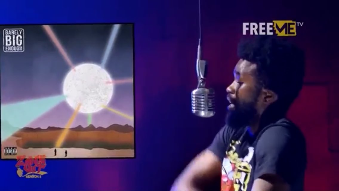 barelyanyhook's tweet photo. shoutout @FreeMe_TV !

did a #ZoneOutSessions

y’all like bars and stuff so here

share the link with your thoughts

where do you listen to music?

#BarelyBIGEnough is there : https://t.co/bDfU1mJlr3

https://t.co/xkoz0k4iNz https://t.co/BjdIdZtAqS