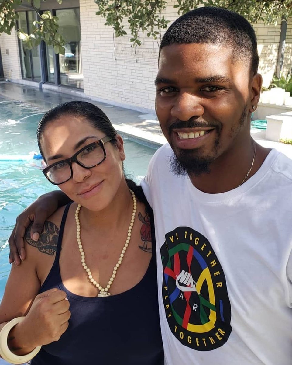 InTheRingWithC1's tweet image. Happy birthday @matchroomboxing @rocnationsports @mauricemightymohooker 
The champ! Have a blessed day! 
#mightymo #dallasown #ingodwetrust #intheringwithchristine  #itsgonzo #thechamp