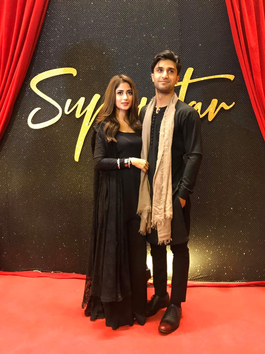 Firewhiskeyy's tweet photo. Sajal and Ahad's first appearance as an engaged couple deserves a thread of its own. I will start with the khoobsurat pictures ♡ https://t.co/4s9VNyMy2b
