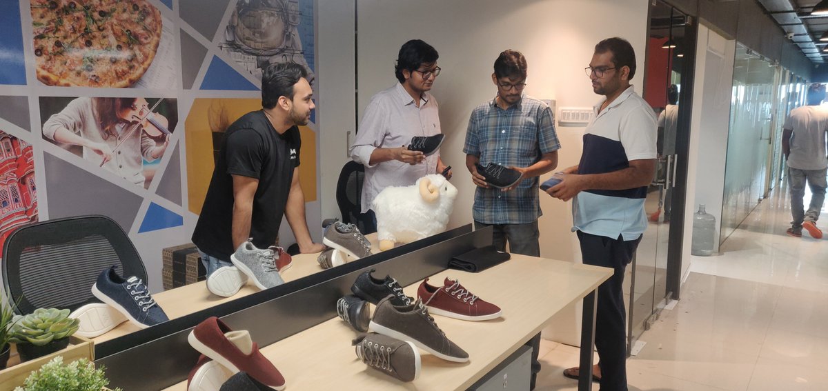 cloworknow's tweet photo. We have @NeemansOfficial with us today to exhibit their product which is made out of merino wool from Australia.
Mr. Tharan Chabra, Founder has taken this session forward explaining the specifications and importance of their product.
#clowork #community #neemans #product https://t.co/icBPtAMBey