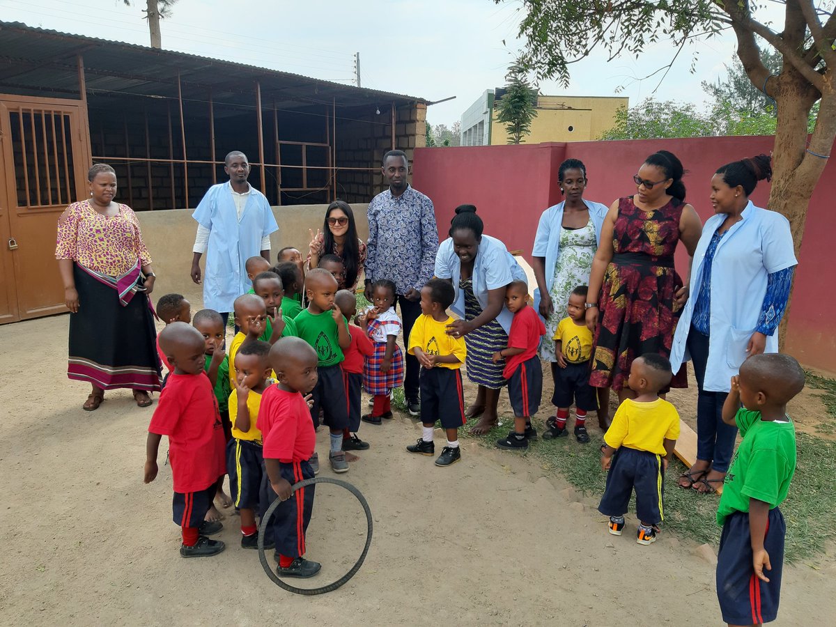 rafiath_rashid's tweet photo. In the mean time...in Rwanda...
#LifeOfaDevelopmentWorker #LifeinBracInternational #BRAC #Work #Life #Rwanda #EarlyChildhoodDevelopment https://t.co/3UXsJcf7ol