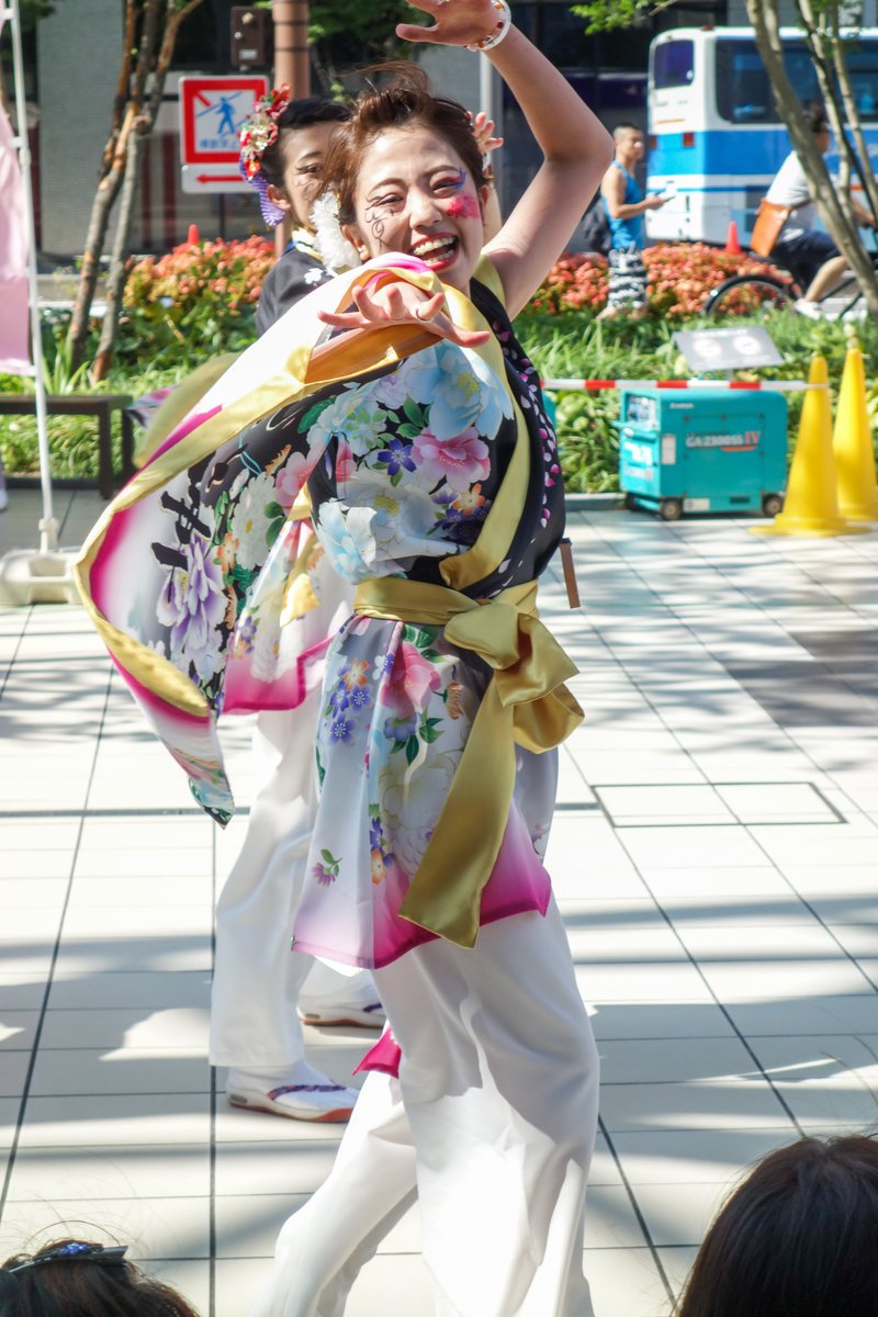 kero_yooon's tweet photo. 昼下がりに、うらじゃ(岡山の祭り)へ!!
暑かったけどなかなか楽しめたっすー

                                咲華
                                shin
@uraja_ao　            うらじゃ連 碧煽
@UTAGE20160915  岡山うらじゃ連宴～UTAGE～

#うらじゃ https://t.co/ztSXfzrvap