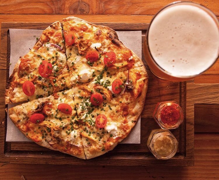 thefirmct's tweet photo. You can't make everyone happy. You're not a pizza! ��

Get any pizza and a Standard Beer Co pint for 50 bucks from Tuesday through Saturday 5pm - 7pm. GNARLY! 🤙🏼

#SurfaRosa https://t.co/UcZa0javWR