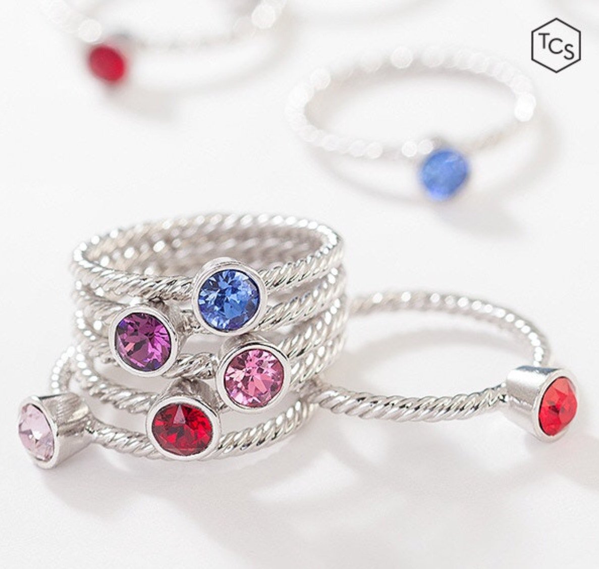 brheetha's tweet photo. https://t.co/GkR1zEjF9R
New bling with forever bling! https://t.co/7DKtU6ycSu