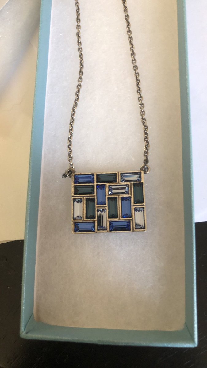 brheetha's tweet photo. https://t.co/GkR1zEjF9R
New bling with forever bling! https://t.co/7DKtU6ycSu