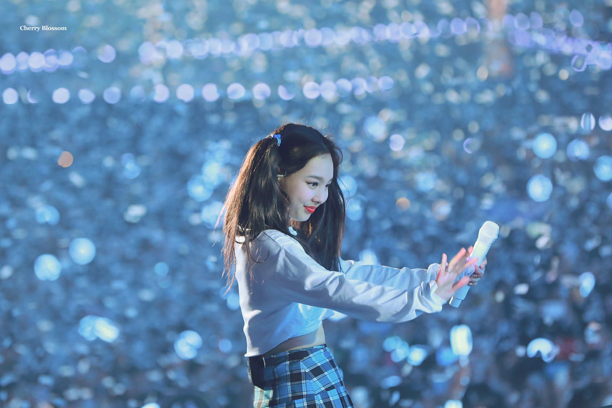TWICE Bot on Twitter:
