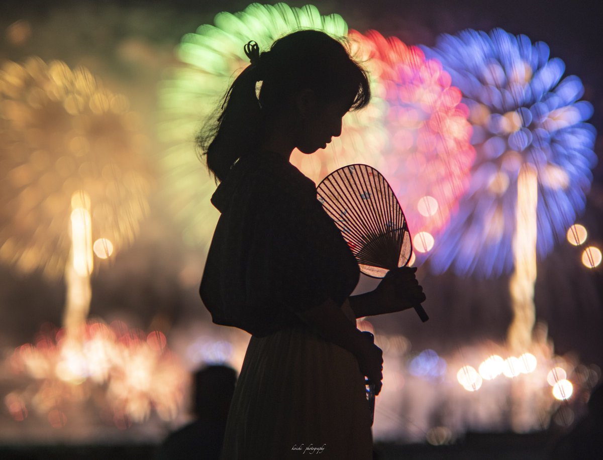 Kfish1882's tweet photo. 神明の花火大会。

息を呑むほどの美しさでした。

#神明の花火大会 #花火大会 https://t.co/LZYptXL1h2