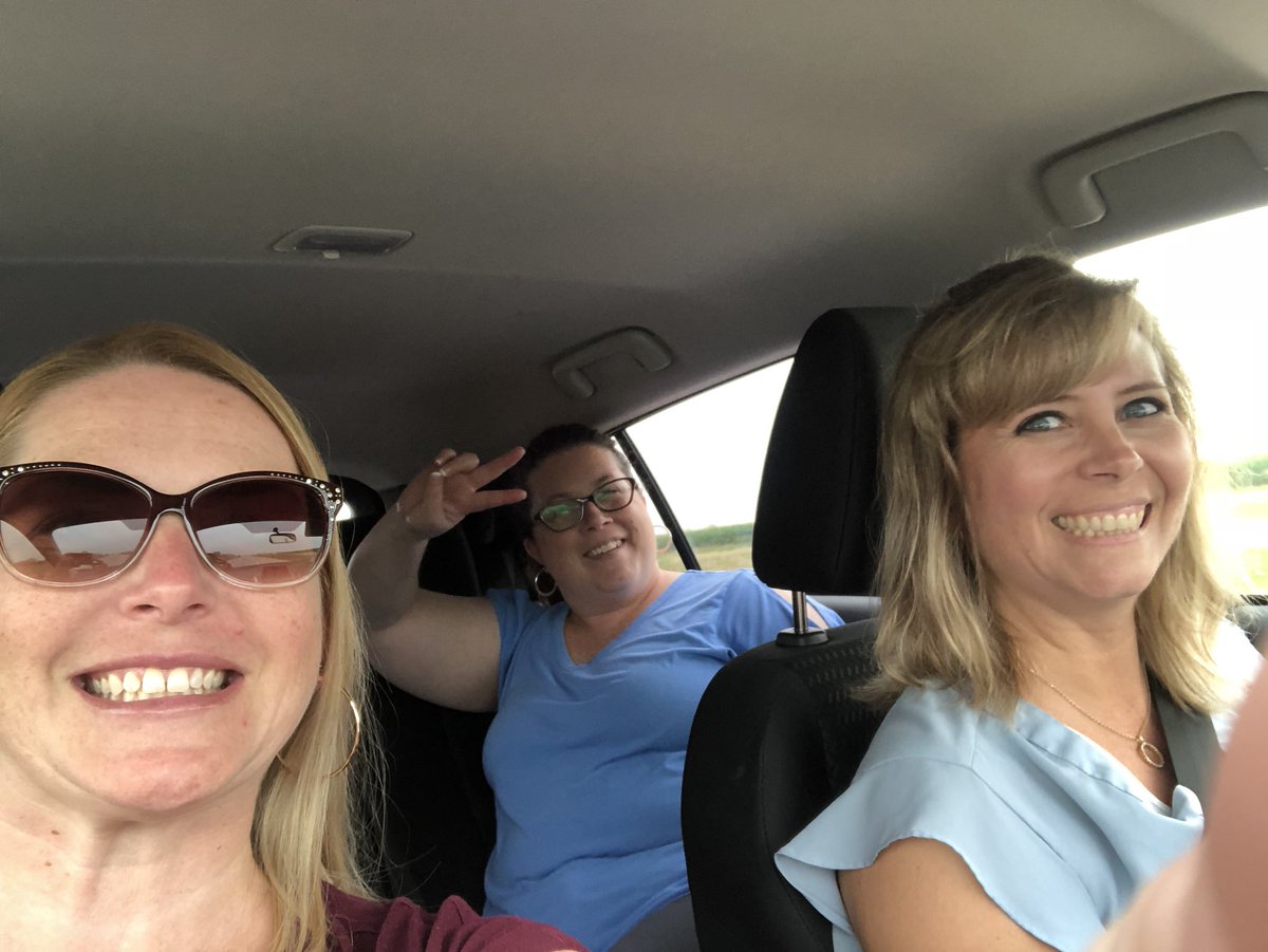 Heather Hollins tweet media