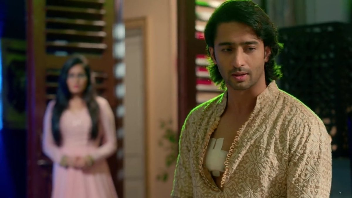 Tum aa gai issy zada aur Kya mangon!!!!!!!!!Awwwwwwww Abir you are so adorable  #ShaheerSheikh  #ShaheerAsAbir  #YehRishteyHainPyaarKe