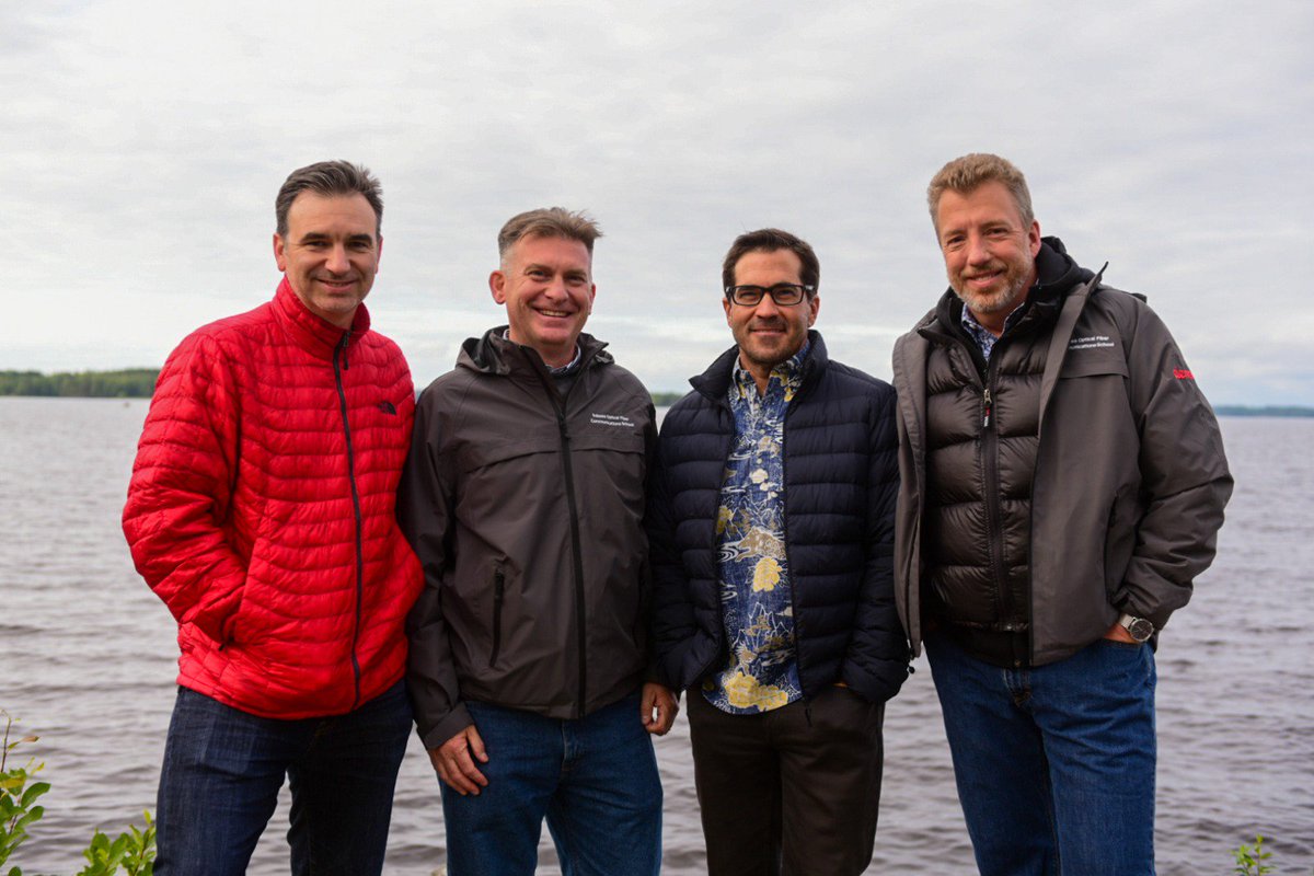 nokiaindustries's tweet image. Our R. Dellinger, @miloomis and N. Vitro attend the #OSAFoundation and @Google Subsea #Optical Fiber Summer School in Finland this week where students explore the expanding and exciting field of subsea optical fiber communications. nokia.ly/2OL9Lop #OSAF #Subsea19