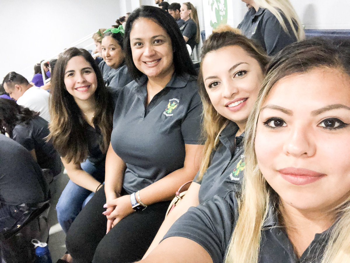 jesmtz33's tweet photo. New school year ready set go! @CISDDeZavala @ChannelviewISD #inourhands https://t.co/bAAWJa6Bvw