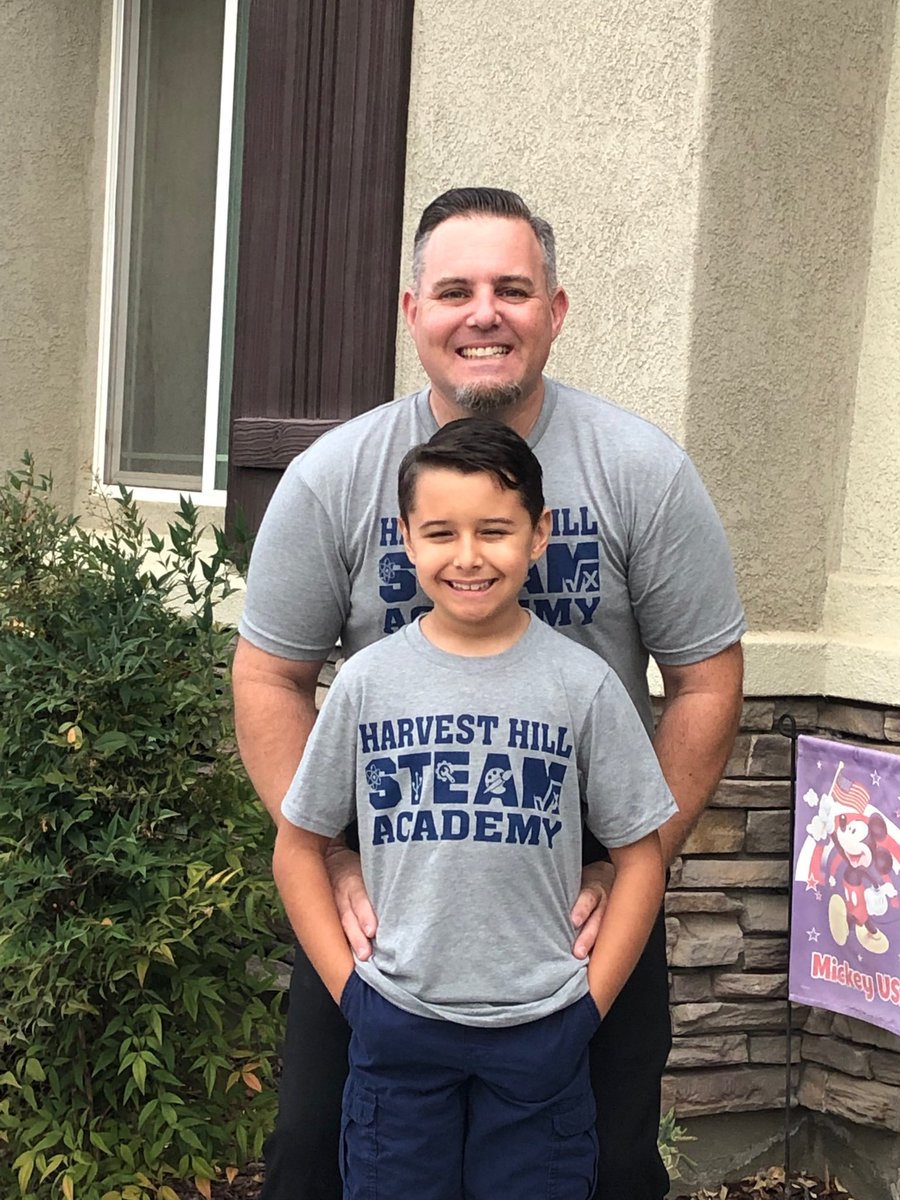 mrbobbycross's tweet photo. Louie and I are excited to start the first day at Harvest Hill STEAM Academy.  #HHSA ⁦⁦@MenifeeUSD⁩ https://t.co/DMy9gLWS0i