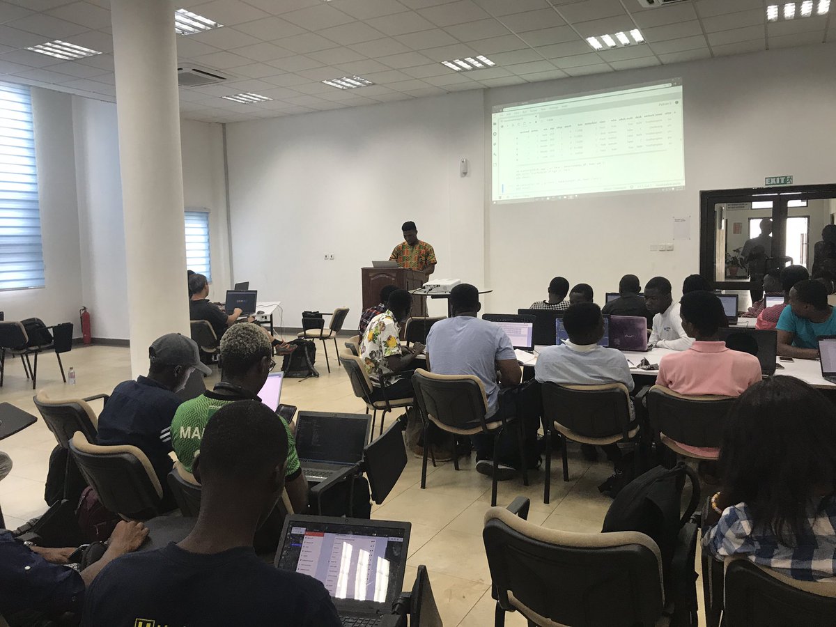 PyconTg's tweet image. Workshop sur Data science à la Pycon Africa #PyConAfrica #Python