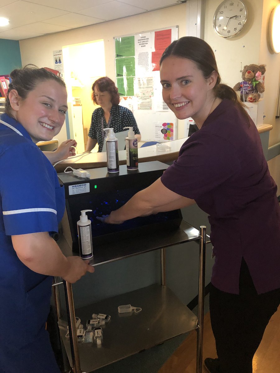 SLT_LTHTR's tweet photo. Checking hand hygiene on the @Stroke_Unit_RPH with @IPCTeam_LTHTR  #washthosehands #handhygiene #patientsafety https://t.co/BTevSXs9tj