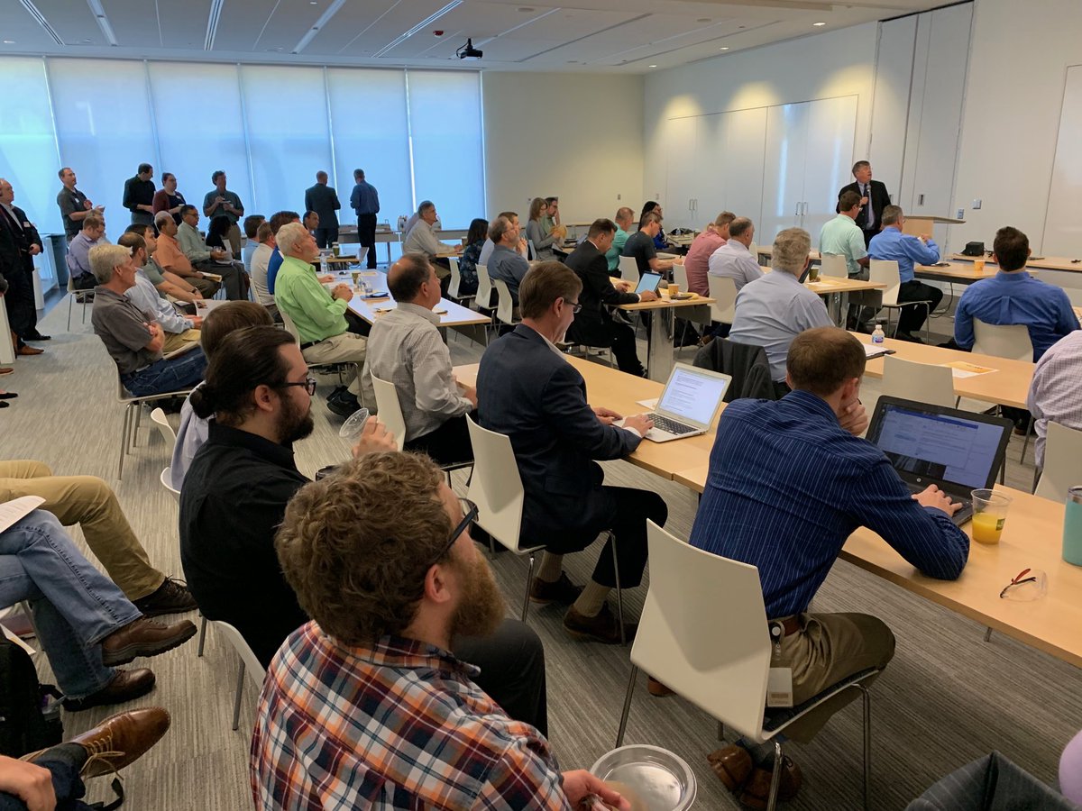 CCAMVA's tweet photo. And we’re off! #CCAMSurface Research Day starts strong. Thanks to sponsors Oerlikon Metco ⁦@OerlikonGroup⁩ https://t.co/cRMsYs2xMd