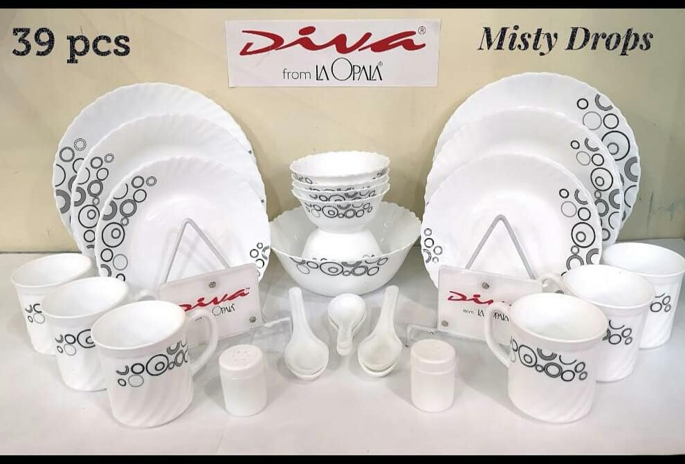 IshiVentures's tweet photo. DINNER SET
39Pcs
Ksh.5800.Kindly Call/Whatsapp us on ๐ฒ 0771994092 #ruracio #weddings #crockery #crockerylove #crockeryhire #crockeryunit #crockeryset #crockeryporn #cups #saucers #sideplates #teapots #plates #dinner #hotels #home #office https://t.co/4jYYCVKSw2