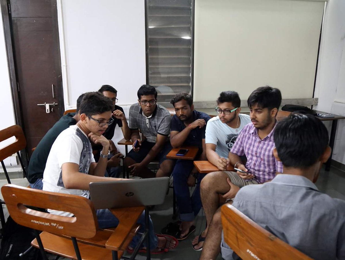 fpiitgn's tweet photo. A Coding session was conducted by the Coding Club of IITGN, which included many activities like quiz session, riddle-solving session, and a few other group activities.
#FoundationProgram2019 #FP2019 #CodingSession https://t.co/rjkDrATbyP