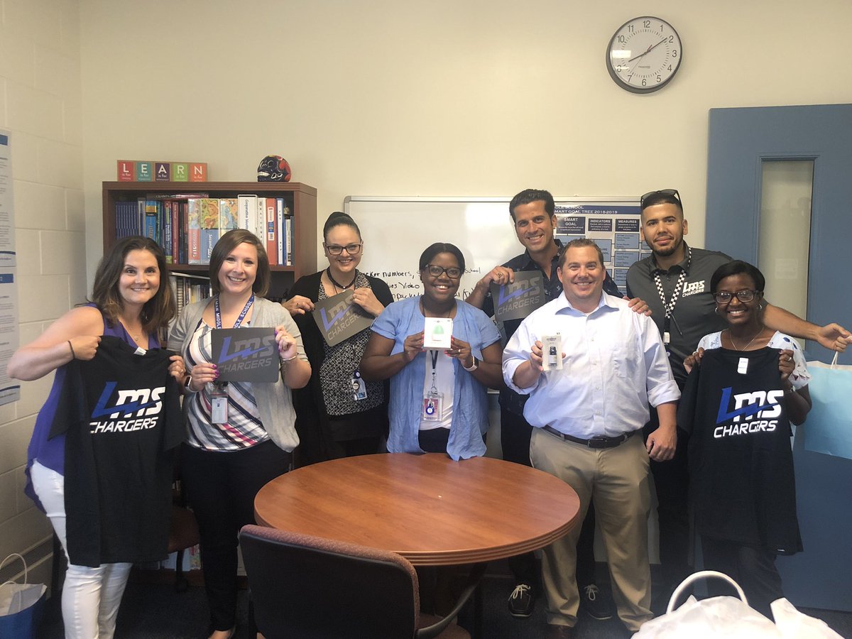 MsLeaDeLuca's tweet image. So happy to welcome back my rockstar admin team! I have missed them this summer.  I am honored to work with such excellent and dedicated leaders. #EverybodyInLMS #LemanPride