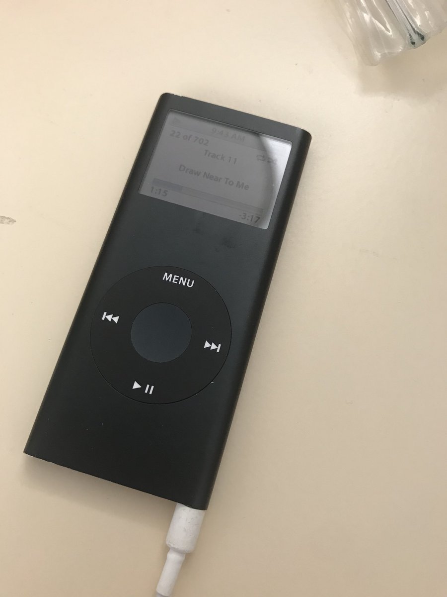 ejlynema's tweet photo. Rocking this old school technology today. Must be close to a decade old! https://t.co/boINapQAYu