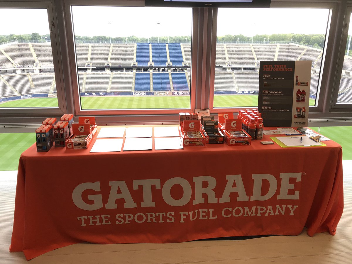DieselDave22's tweet photo. Thank you to @select_pt for having me as part of their 24th annual sports med symposium yesterday & speaking at their AT meeting today #GForce #Gatorade #AT4AT https://t.co/EFGTE3N7kY