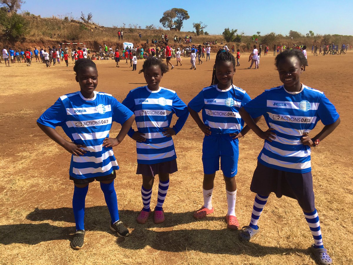 DerquiLeague's tweet photo. Y menudo equipazo han formado con ellas!!! Aquí os dejamos alguna foto! 
#MalawiLeague
@ActionsDATA  @olimpicomadrid https://t.co/Nav7yKeJZ5