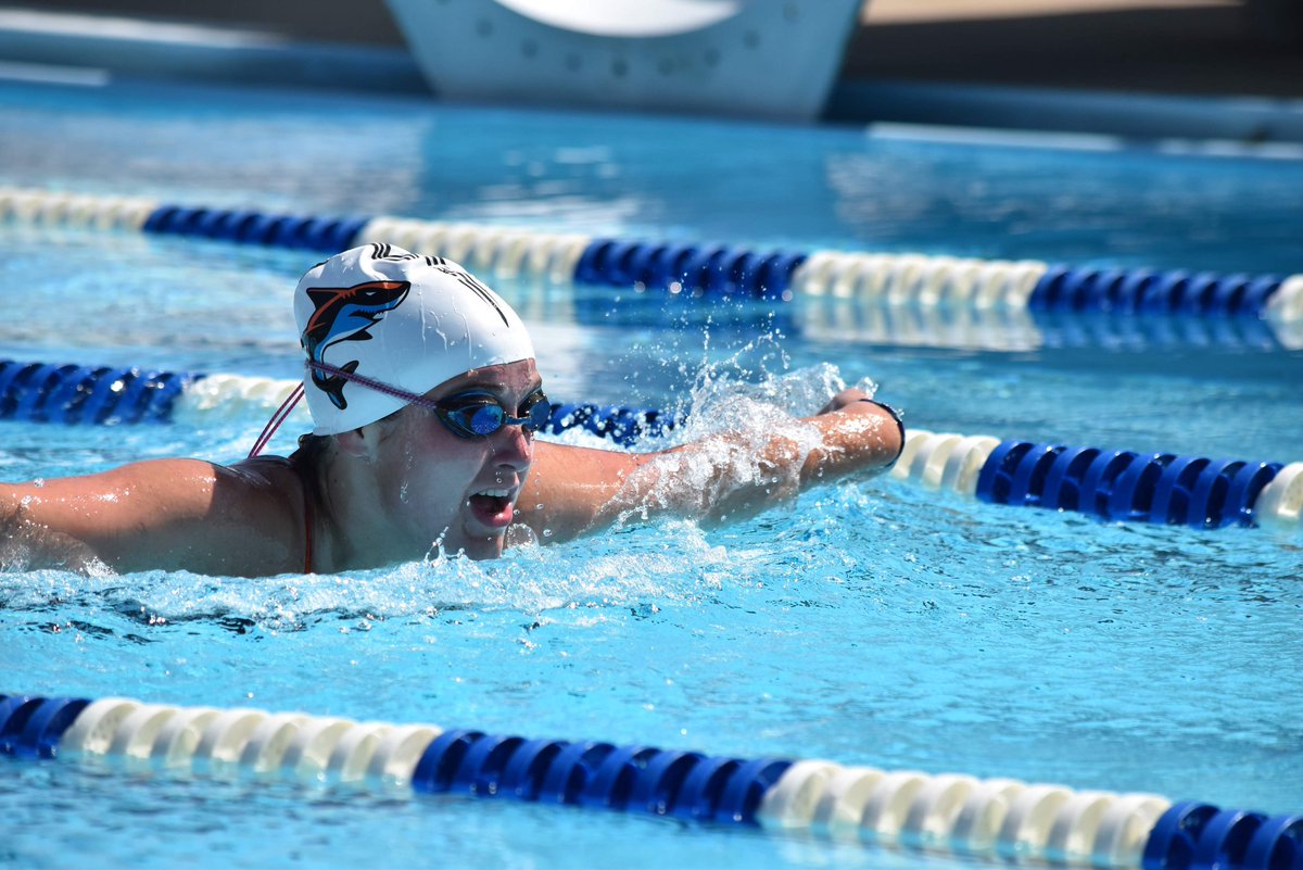 AmherstSwimming's tweet photo. Our swimmers know how to work hard! 📣Shout out to our varsity athletes working hard in during the club season! 🏊♀️🐯🏊🏼♂️ @AmherstTigers1 #workhardswimharder #swimmingisawesome #swimfastandhavefun #swimfam https://t.co/zodAjPEDST