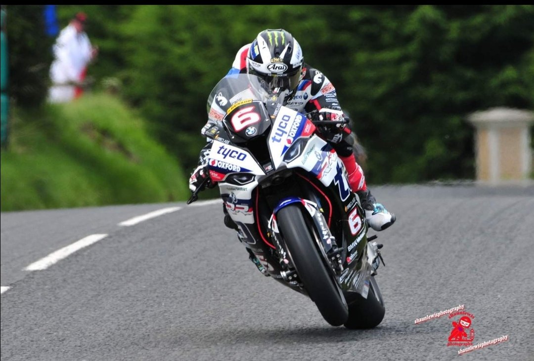 DunlopRoad's tweet photo. 2019 August~N. Ireland @UlsterGrandPrix 

Michael Dunlop exits Loughers at the UGP Superbike Qualifying. 

Photo by~@shaunlewiscfc https://t.co/N2aifmX6cL