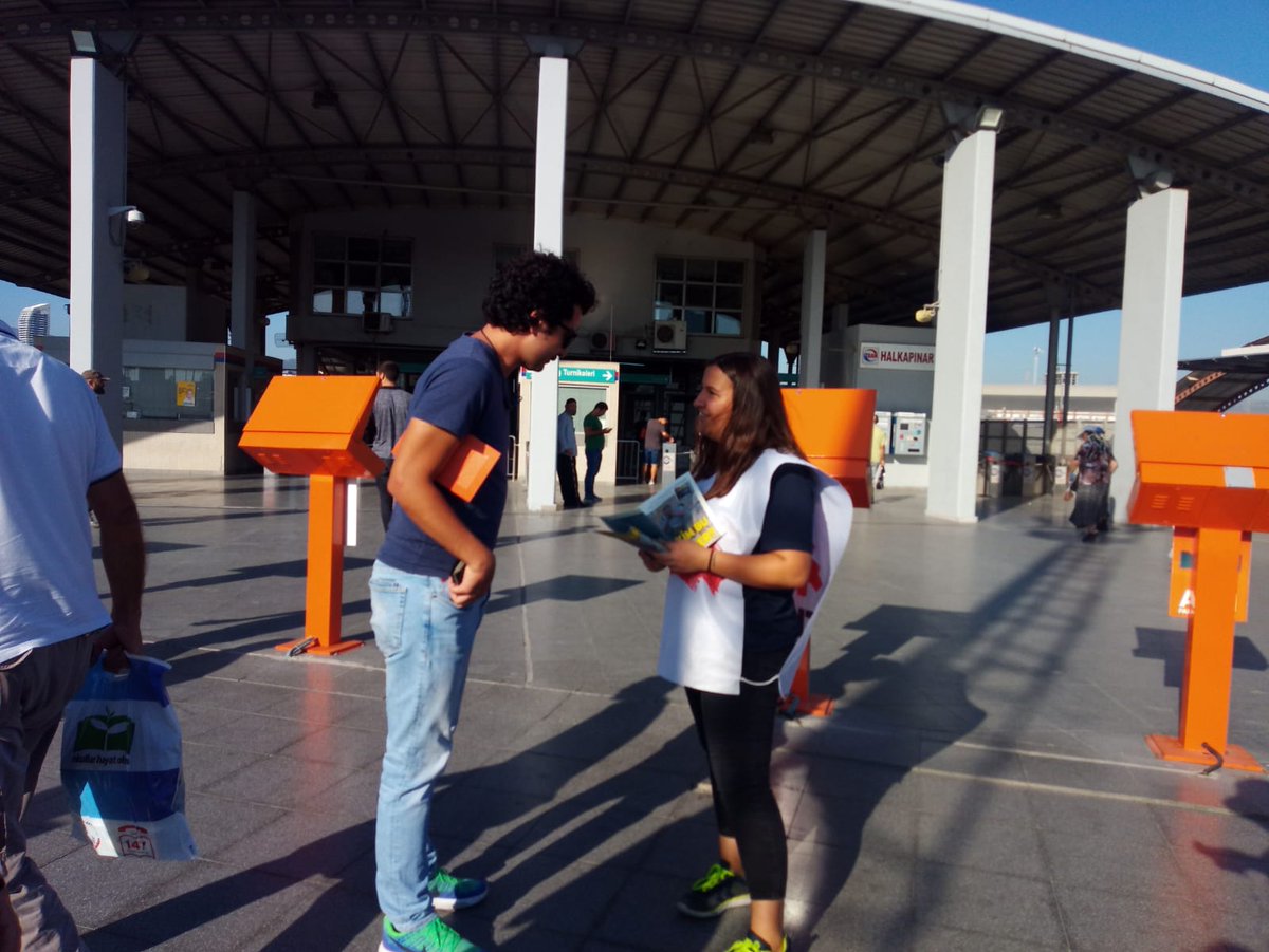 Kim bu Suriyeliler?

Boyun Eğme'nin 181. sayısı Halkapınar Metro'da.
#TKP #BoyunEğme #İzmir #Halkapınar