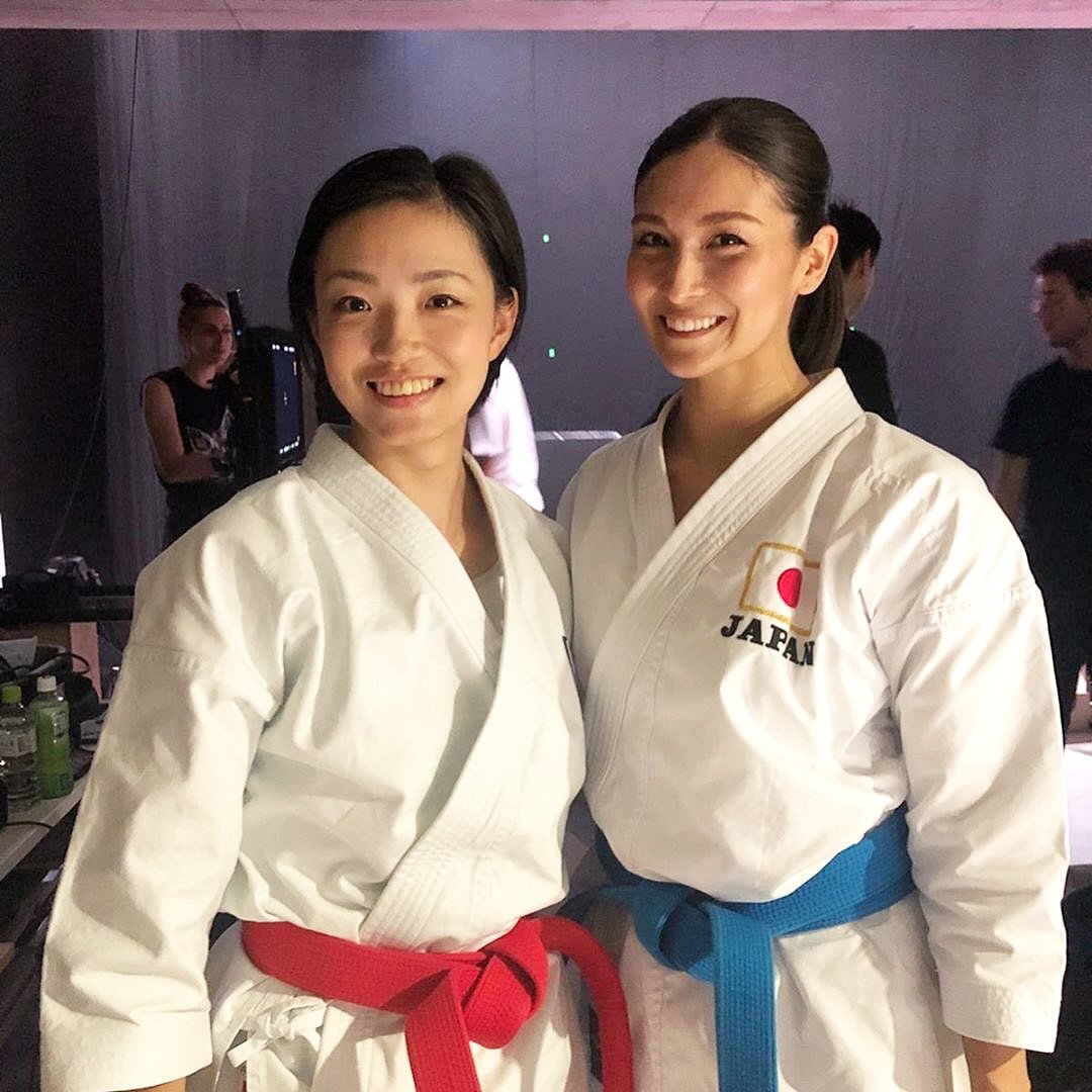 ComisionMujeres's tweet image. Repost @yoshin_project
by @media.repost
2 karate stars reunited @miki.rebecca.nakamachi and Usami Rika got reunited for a video shoot promoting karate for the Tolyo Olympics
#karate  #okinawankarate #hardcoretraining #martialartswomen #karategirl #karategirls #strongwoman