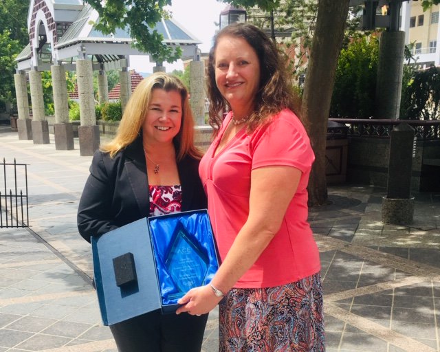 SymphonyTalent_'s tweet photo. Congratulations @renownhealth for winning the prestigious ACE Award for Best in Social Media by the Reno-Tahoe American Marketing Association! https://t.co/b5EAiVyPkK #ShareinSuccess #RenownCareers @RenownCEOTonyMD @renoama https://t.co/IVnGopj6Ou