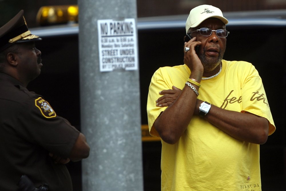 A massive corruption investigation threatens to put Kwame Kilpatrick behind bars for good. Episode 17 of Crimetown Season 2 is now available wherever you listen to podcasts. crimetownshow.com/episodes-detro…