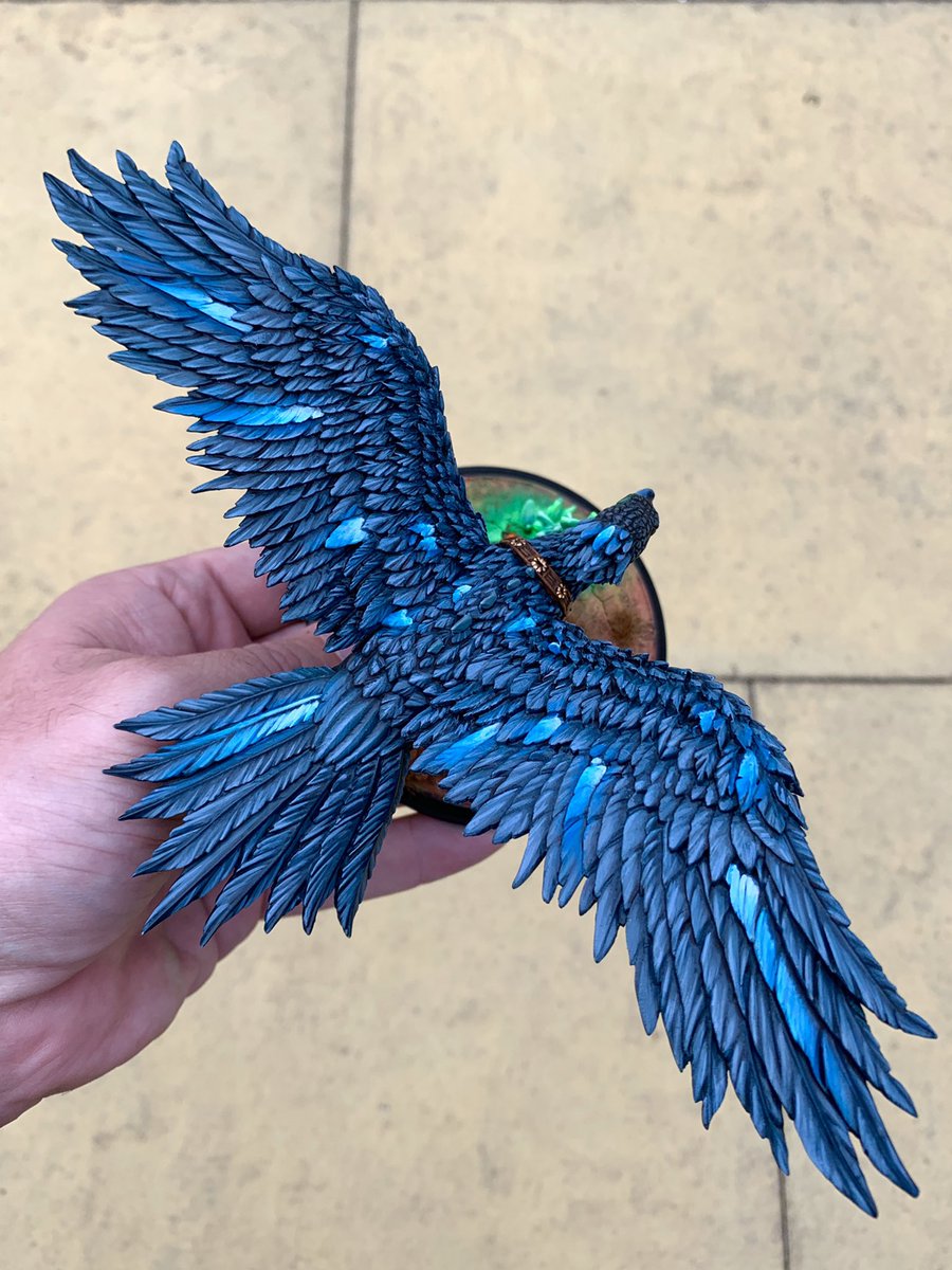 StevieKil's tweet photo. My take on the stunning @warcradlestudio @WildWestExodus Great Thunderbird. #wildwestexodus #miniaturepainting #tabletopgaming https://t.co/HebeWxSaUg
