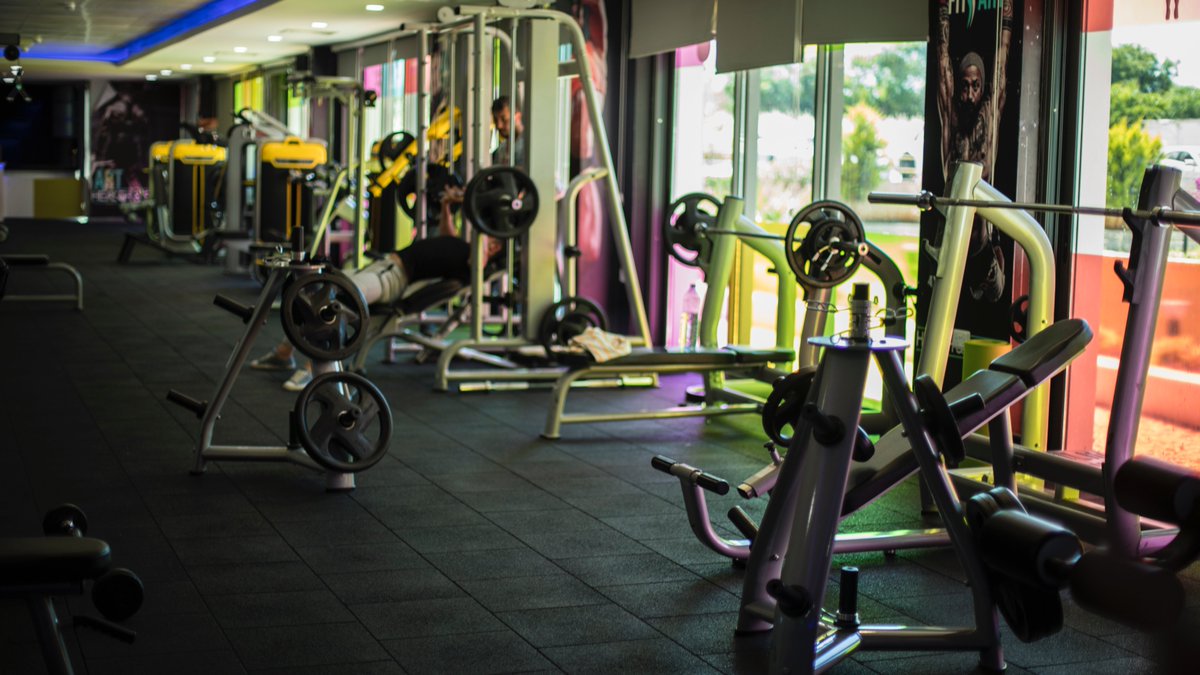 Tam donanımlı fitness salonumuz Fit Art. Kıbrıstaki Yurdumuz PopArt