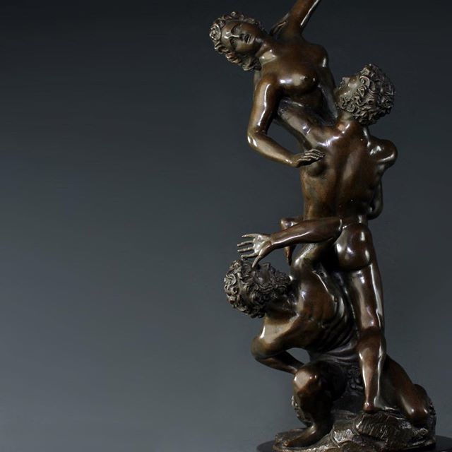 cella_antiques's tweet photo. Originally sculpted by Giambolonga as a demonstration of his skill in creating a complex sculptural group he only came up with the subject The Rape of the Sabine Women when Francesco I de’Medici decreed it would be displayed in the Loggia dei Lanzi.

#gr… https://t.co/UVGzdq0jVM https://t.co/u17uATkfEv