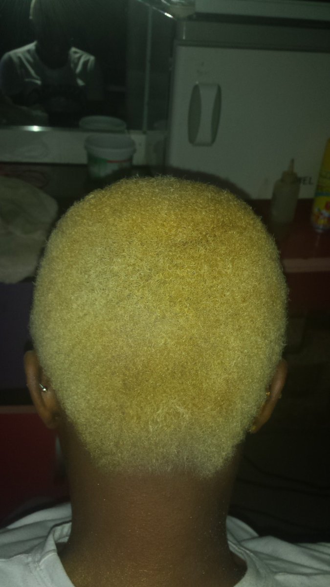 CDurojaye's tweet photo. Call for nice touch #Repost #WednesdayWisdom #AyeVideo #WednesdayThoughts #TheChangeWeVotedFor #davidostangiveaway #wizkid #mayorkunstormscalabar #BBNaiija #BrownSkinGirl https://t.co/XHrF15OxhR
