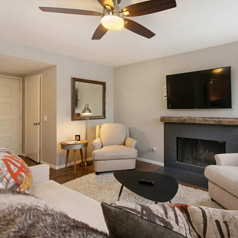 rezlistinc's tweet photo. ▫️ Hot Property Alert in Escondido! 🤩
▫️ Walking distance from shops! 🛍️
▫️ 140 E. El Norte PKY # 44 Escondido, California 92069
▫️ Call Khila for more info!  📞 (760) 835 - 4602 https://t.co/H3mLVgdRWD