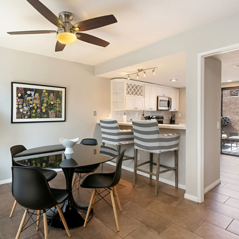rezlistinc's tweet photo. ▫️ Hot Property Alert in Escondido! 🤩
▫️ Walking distance from shops! 🛍️
▫️ 140 E. El Norte PKY # 44 Escondido, California 92069
▫️ Call Khila for more info!  📞 (760) 835 - 4602 https://t.co/H3mLVgdRWD