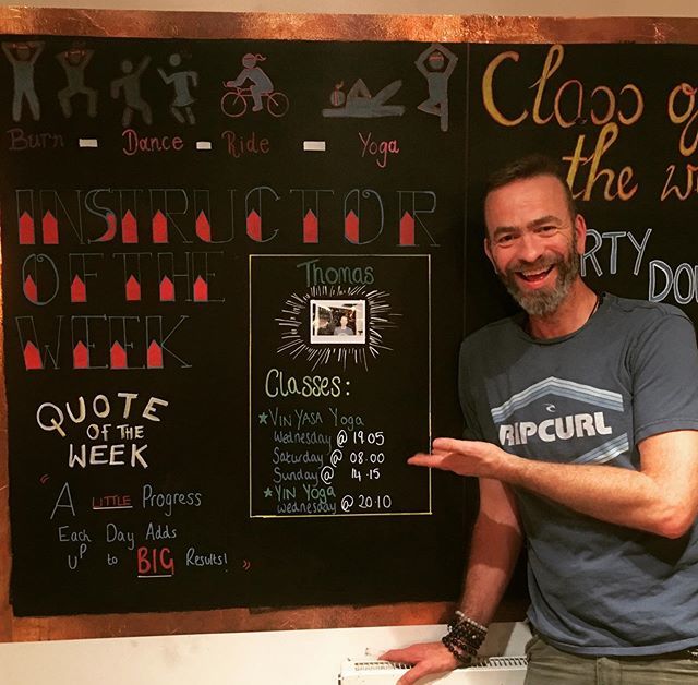 ThomasThoroe's tweet photo. I’m instructor of the week @tribecastudios 😃 Thanks guys and Galls 🙏🏼🙏🏼🙏🏼 #yogateacher https://t.co/IqfZB8QllY https://t.co/SmsoYGZtXB