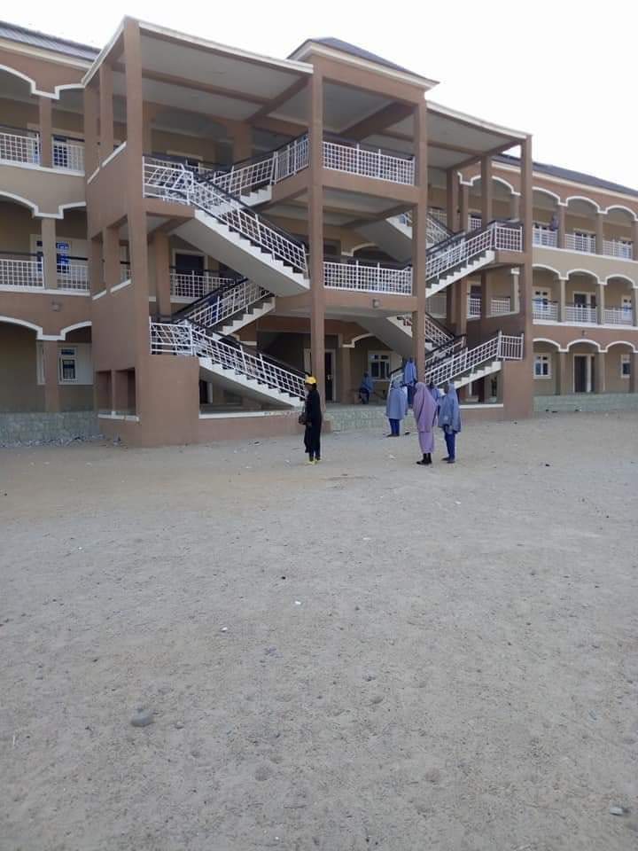 anglepointedu's tweet photo. Public Schools Building in Borno. A standard for Ala Igbo... @Alaigbo_I https://t.co/eqqTtkFlaj