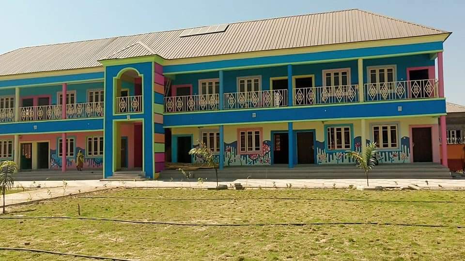 anglepointedu's tweet photo. Public Schools Building in Borno. A standard for Ala Igbo... @Alaigbo_I https://t.co/eqqTtkFlaj