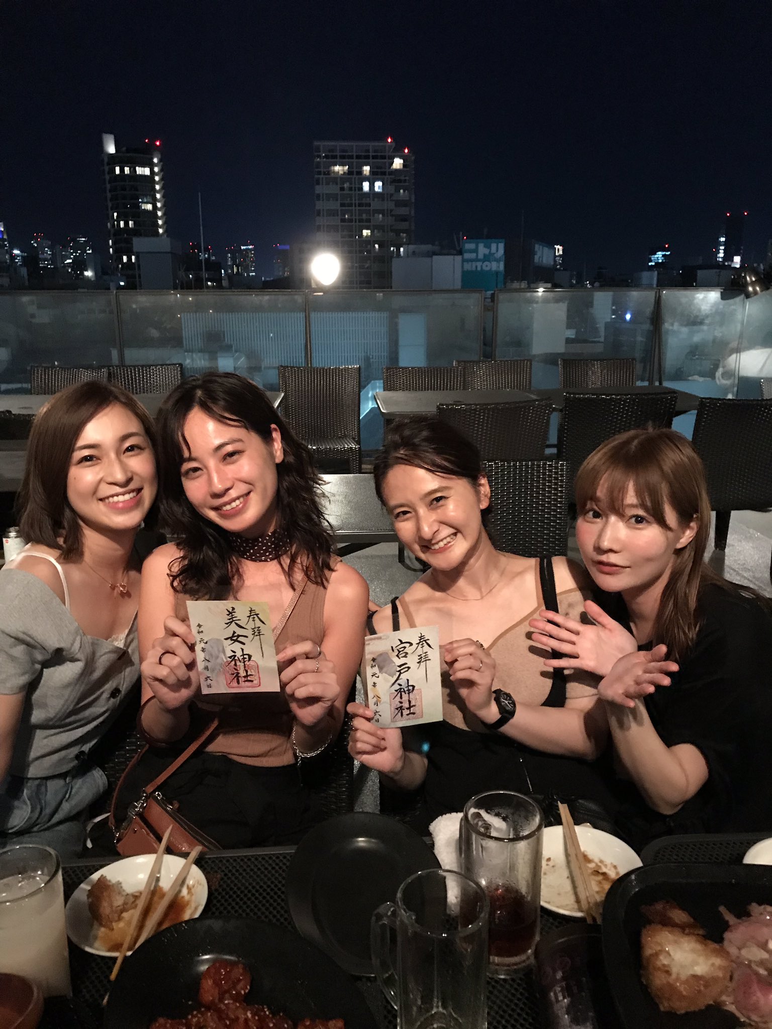 高橋陽一 昨日は懐かしのミルクカフェメンバーで集まり 屋上bbqでした みんなから暑い刺激もらいました 男の写真はムサイので割愛 宮戸神社 美女神社 美女 ミルクカフェ 海下真夕 伊藤沙織 金原あすか 山内あいな Silentsiren 御朱印 高橋陽一 昨日は懐かしのミルクカフェメンバーで集まり 屋上bbqでした みんなから暑い刺激もらいました 男の写真はムサイので割愛 宮戸神社 美女神社 美女 ミルクカフェ 海下真夕 伊藤沙織 金原あすか 山内あいな Silentsiren 御朱印