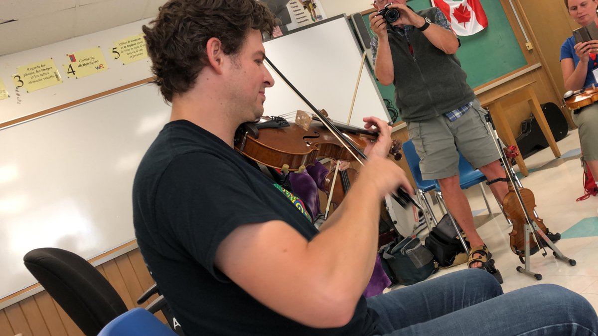 chrismckhool's tweet photo. Taking Ontario #FiddleWorkshop with the amazing #ShaneCook at Goderich Celtic Music Camp this week! 🎻 https://t.co/pTrRzNiQnG